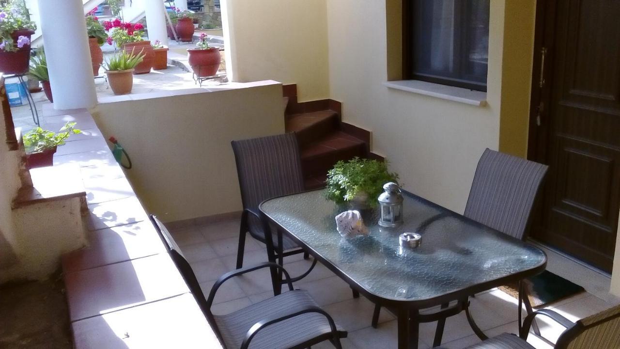 Natalia'S Apartments Nikiti  Extérieur photo